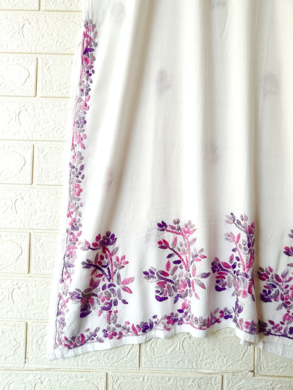 Multi Thread Work Chikankari Kurta