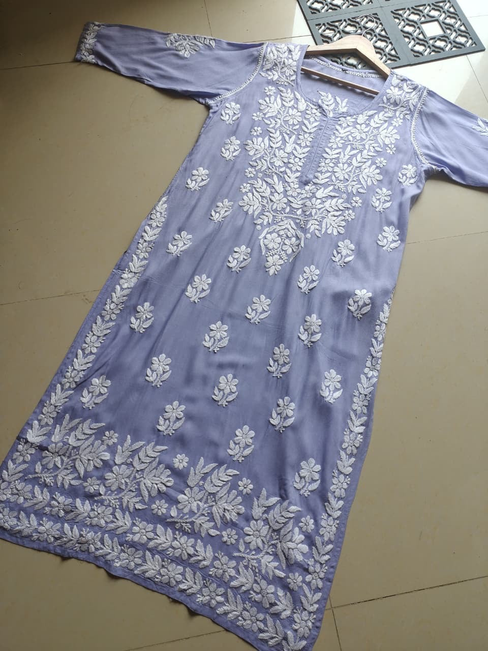 Modal Heavy work Iddat Chikankari Kurta