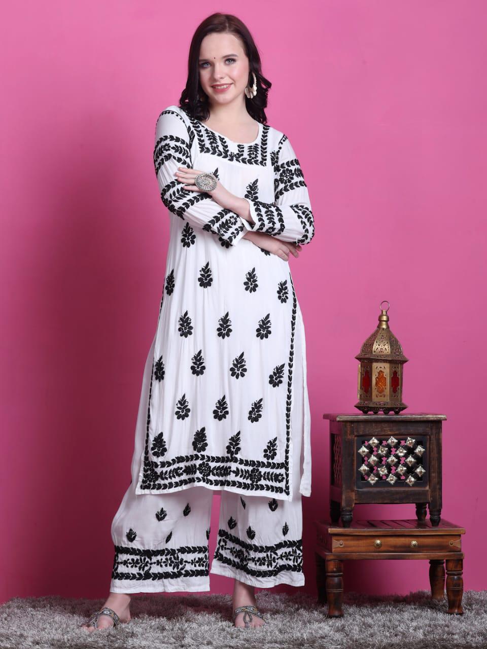 Exquisite White Embroidered Kurta Set