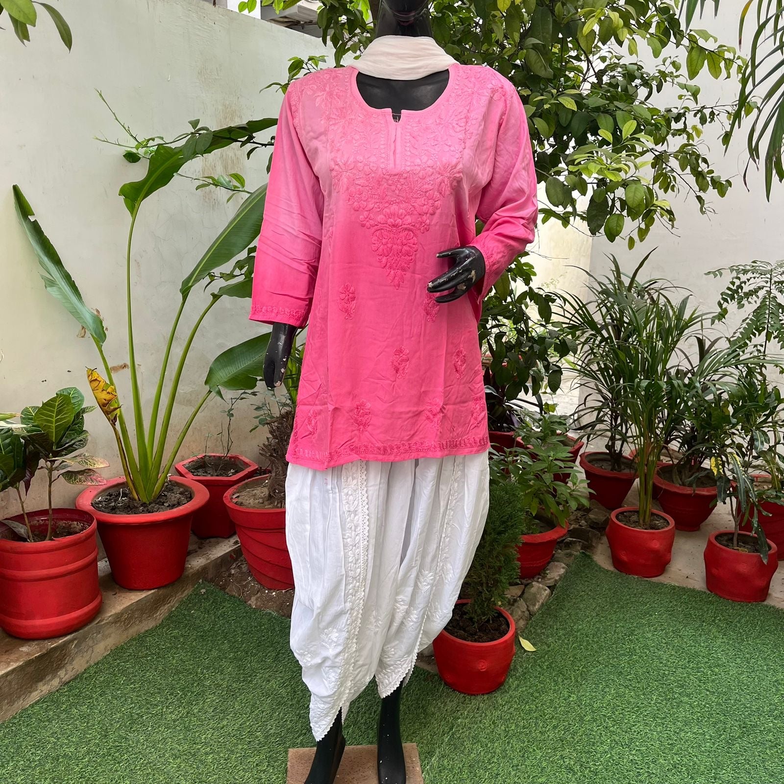 Chikankari Official 36 / pink Latest Rayon Ombre Short Top