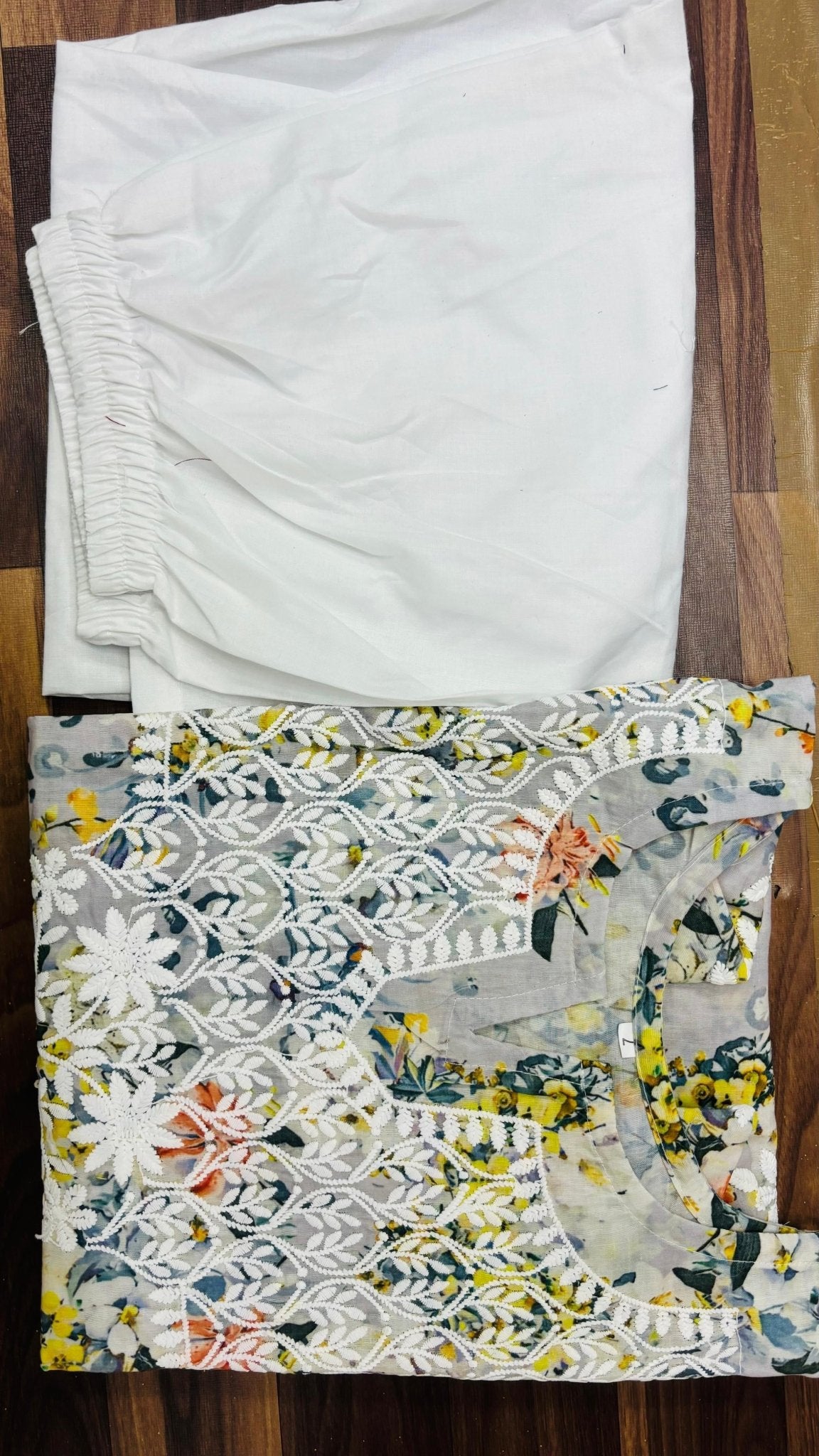 chikankariofficial 38 / green Heavy Cotton With Digital Print Chikankari Embroidery Work Combo