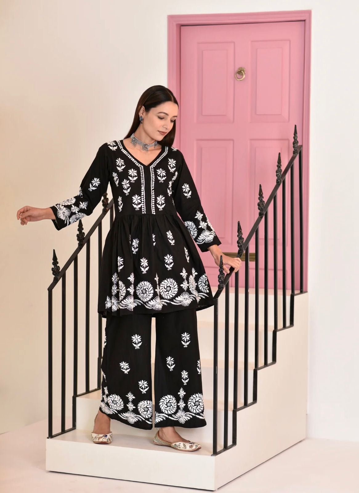 Cotton Trending Short Gown with plazzo - chikankariofficial