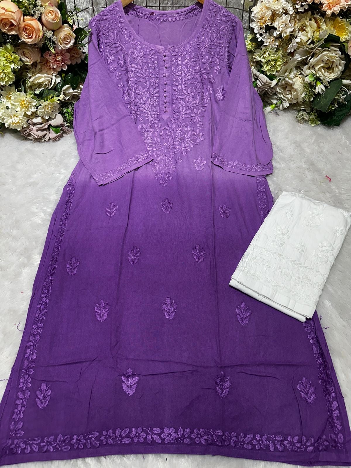Fancy Rayon Gala Buti - chikankariofficial