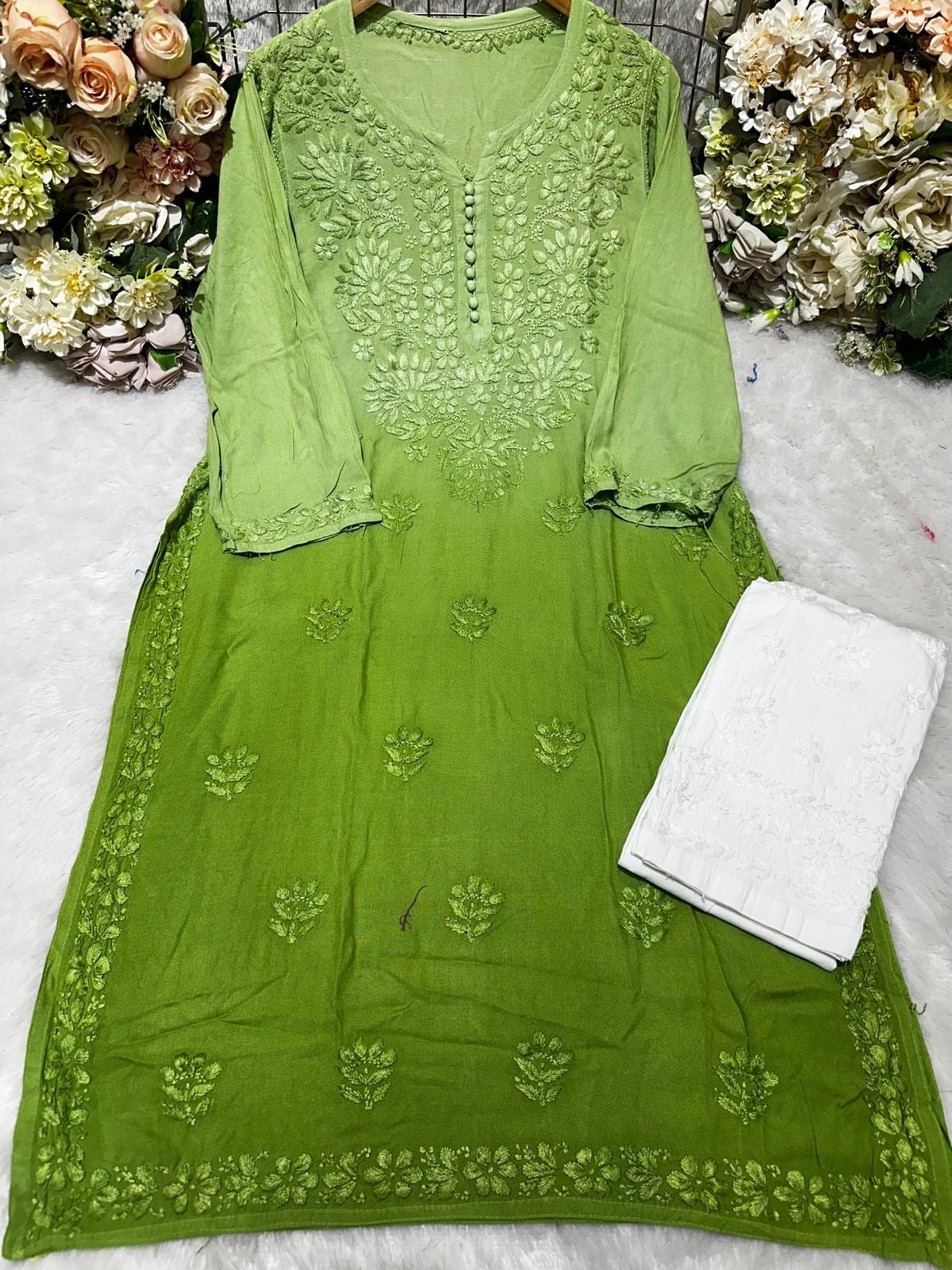 Fancy Rayon Gala Buti - chikankariofficial
