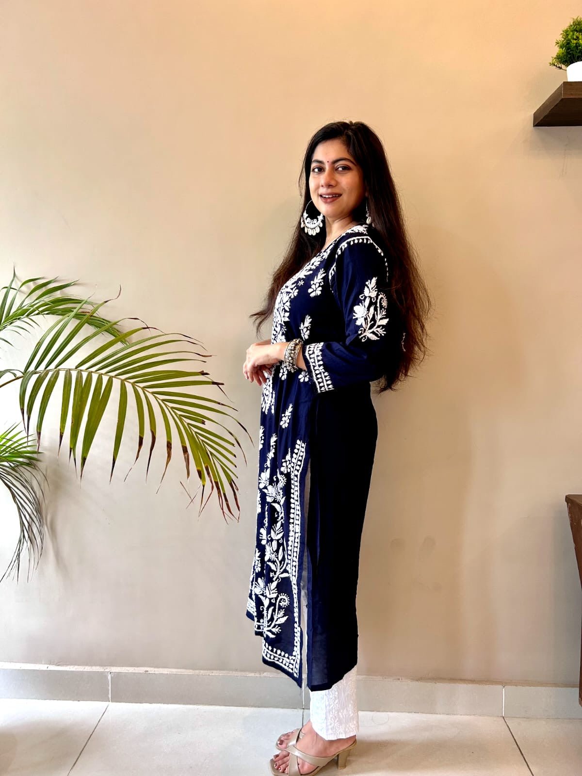 Premium Quality modaal with heavy Ghaas Patti work - chikankariofficial