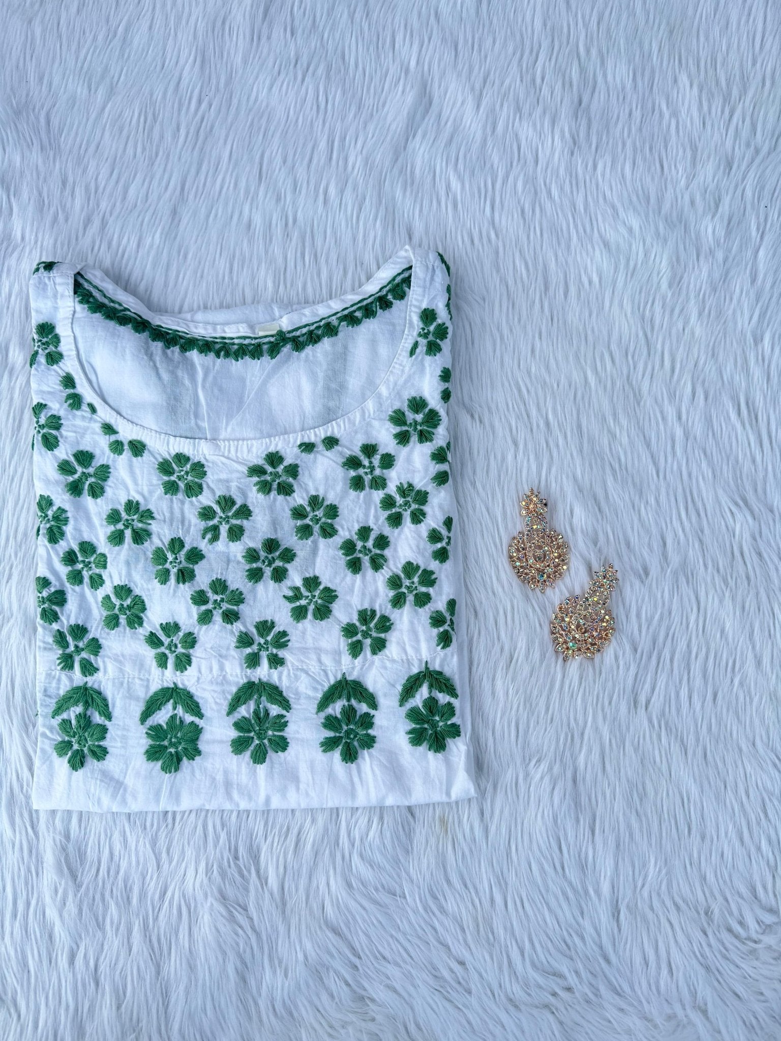 Premium Soft chikankari Top - chikankariofficial