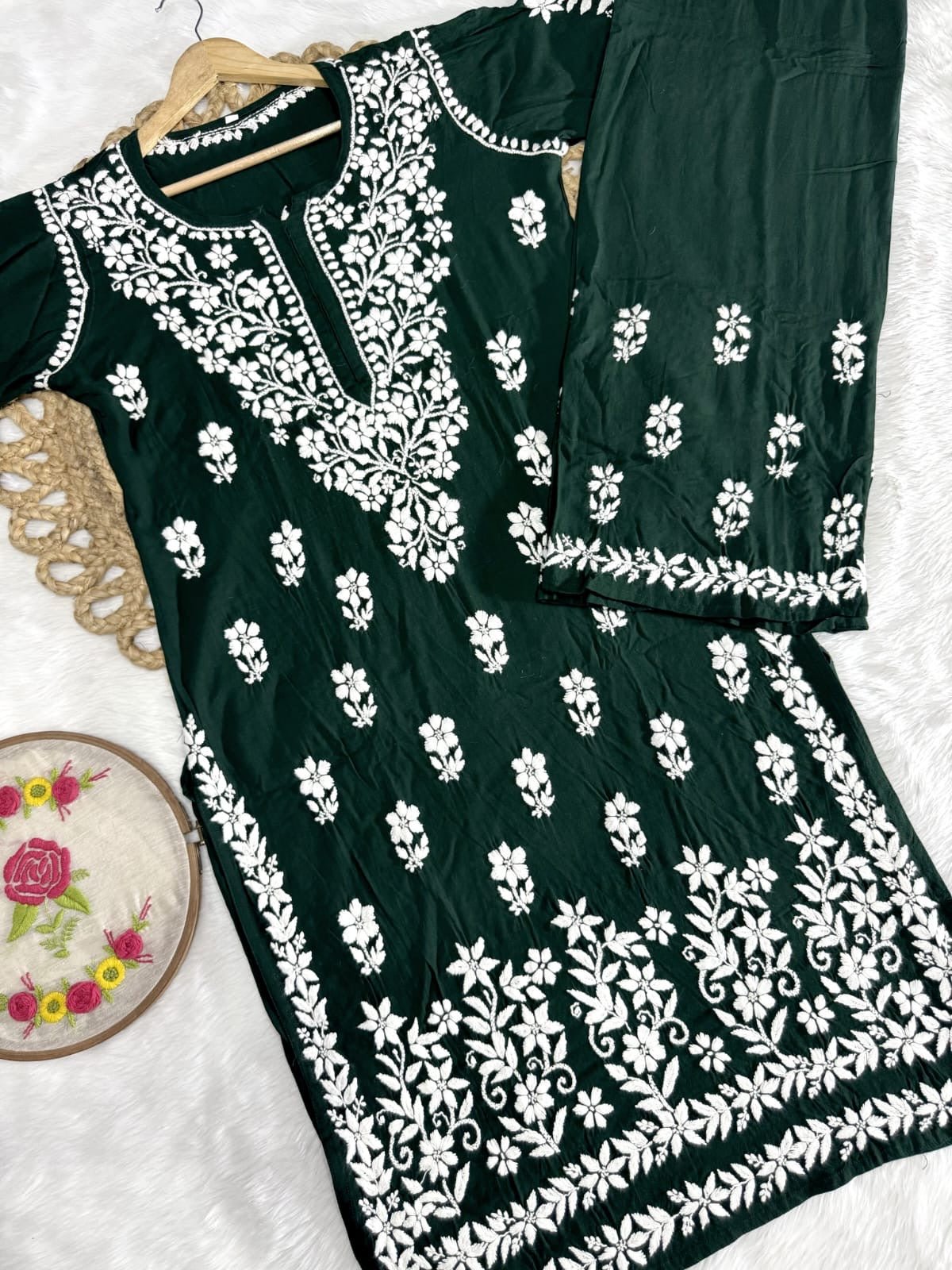 Rayon Flowered hand Embroidered Combo - chikankariofficial