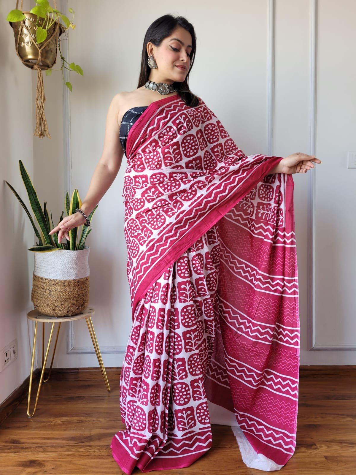 Saree With blouse 55+ Designs - chikankariofficial