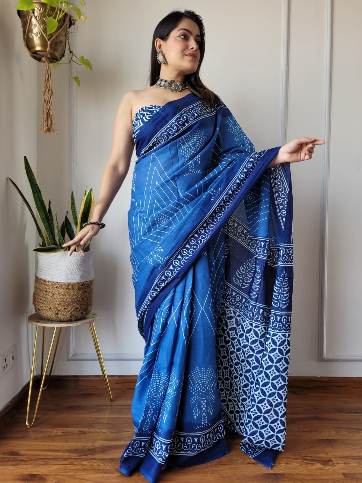 Saree With blouse 55+ Designs - chikankariofficial