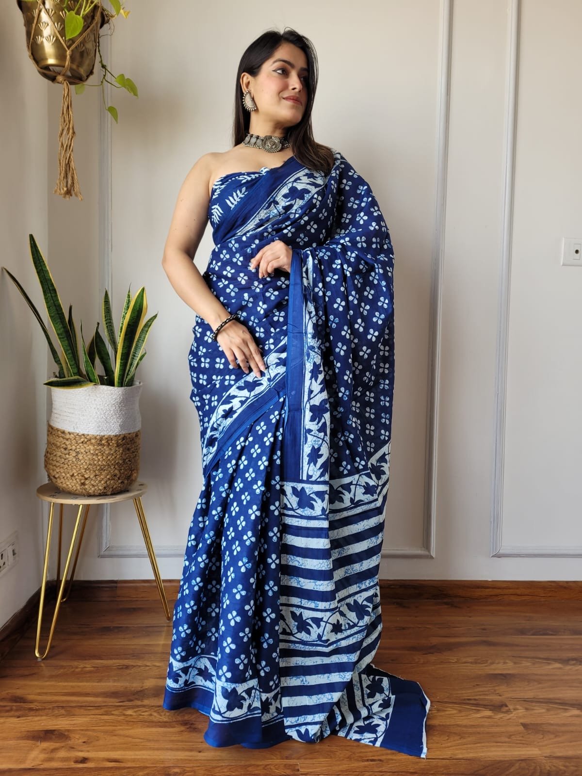 Saree With blouse 55+ Designs - chikankariofficial