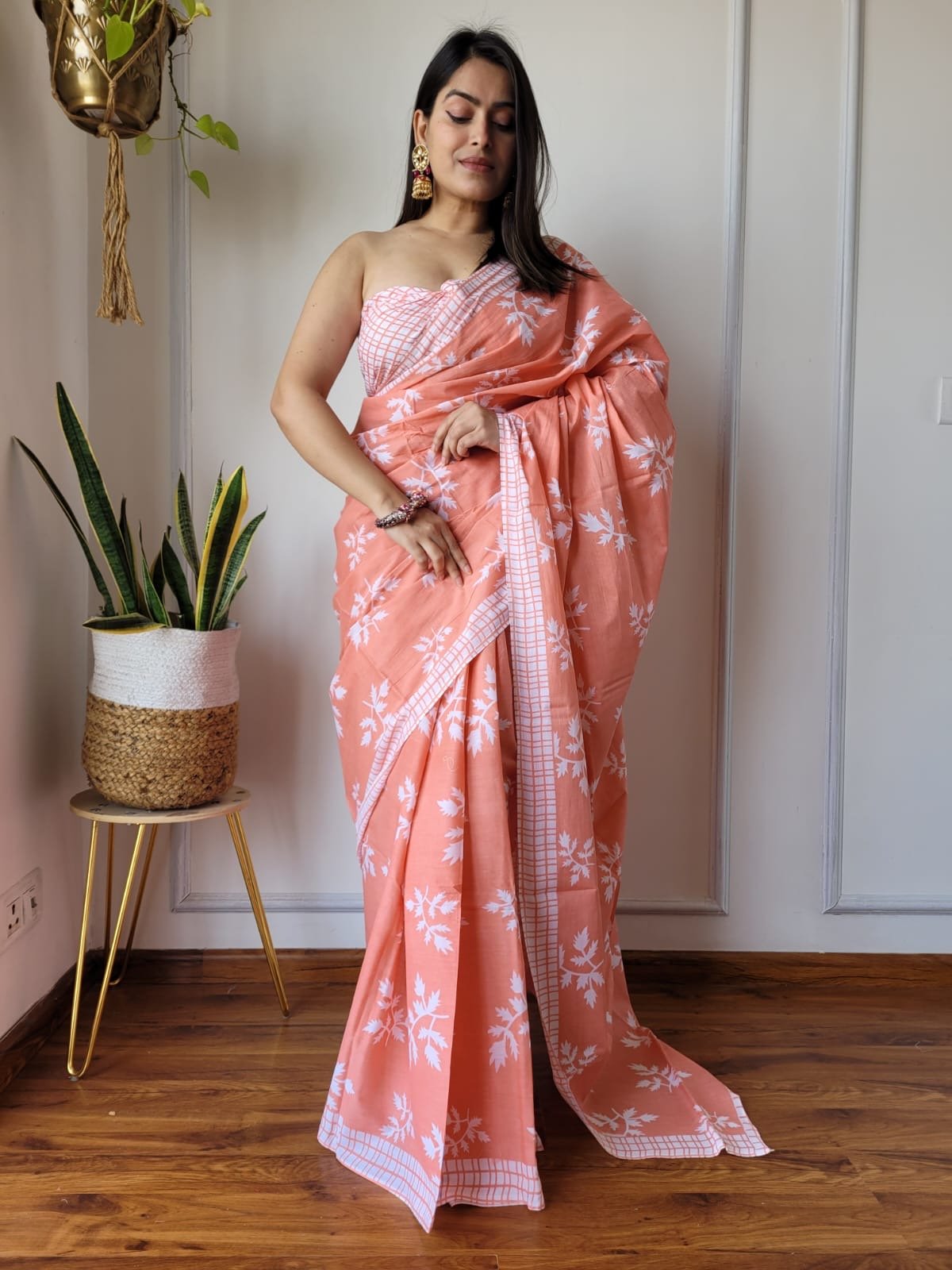 Saree With blouse 55+ Designs - chikankariofficial