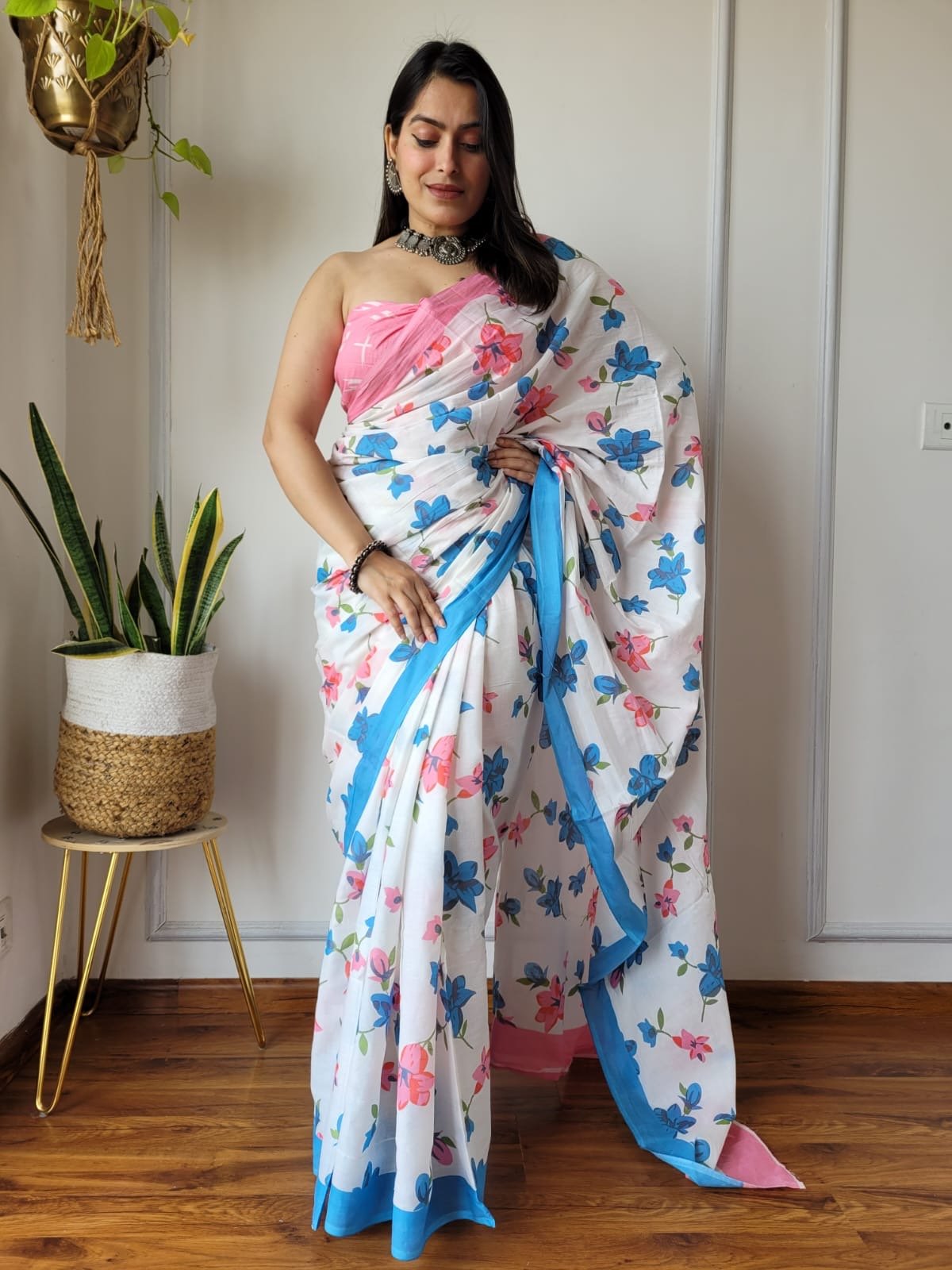 Saree With blouse 55+ Designs - chikankariofficial