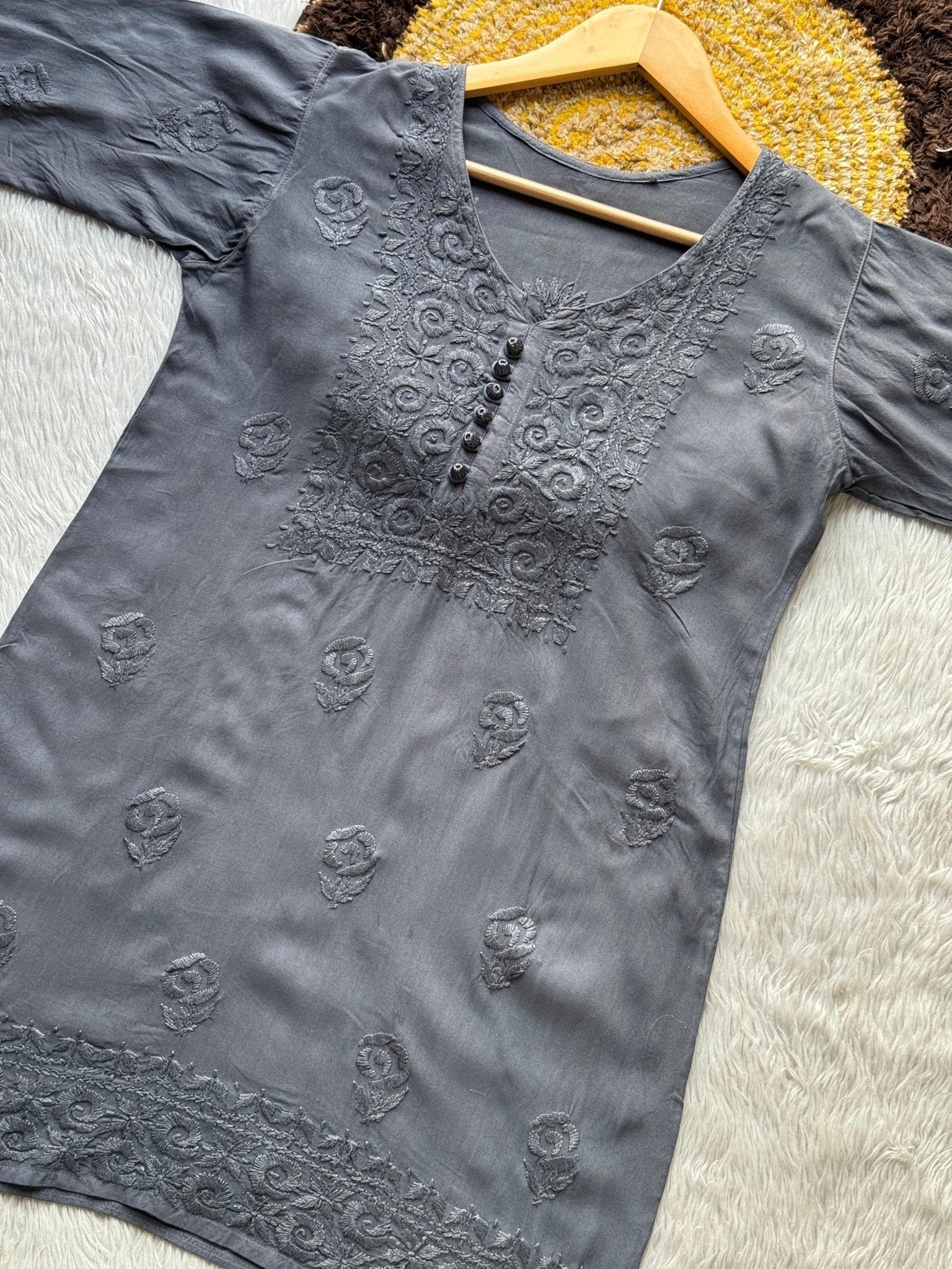 Short Kurta Dhoti Designed With modern Touch - chikankariofficial