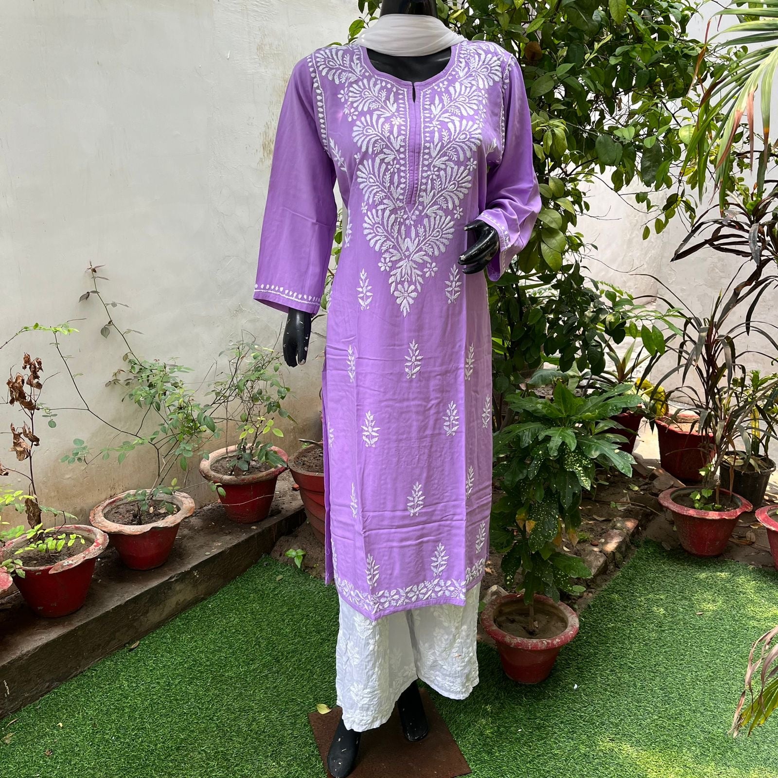 Straight Fit Rayon kurtis - chikankariofficial