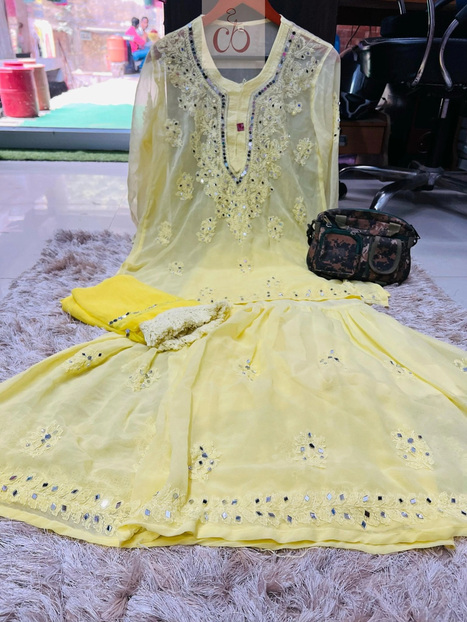 Viral ( Short Mirror Gharara 4pc Set ) Rishita Special - chikankariofficial