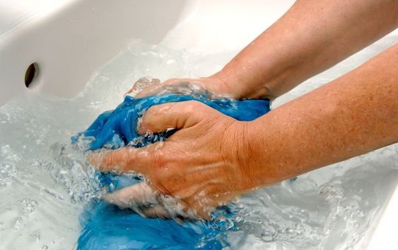 How to handwash or machine wash Chikankari fabrics