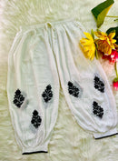 Anaya White Modal Set