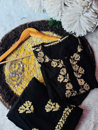 Color thread Rayon Embroidered Kurta