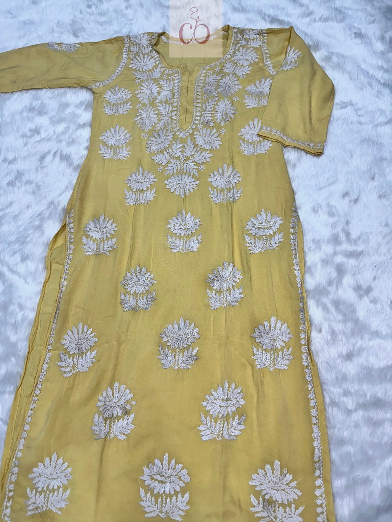 100% Authentic Chikankari Hand Self Embroidery By our professional Characters - Chikankari official