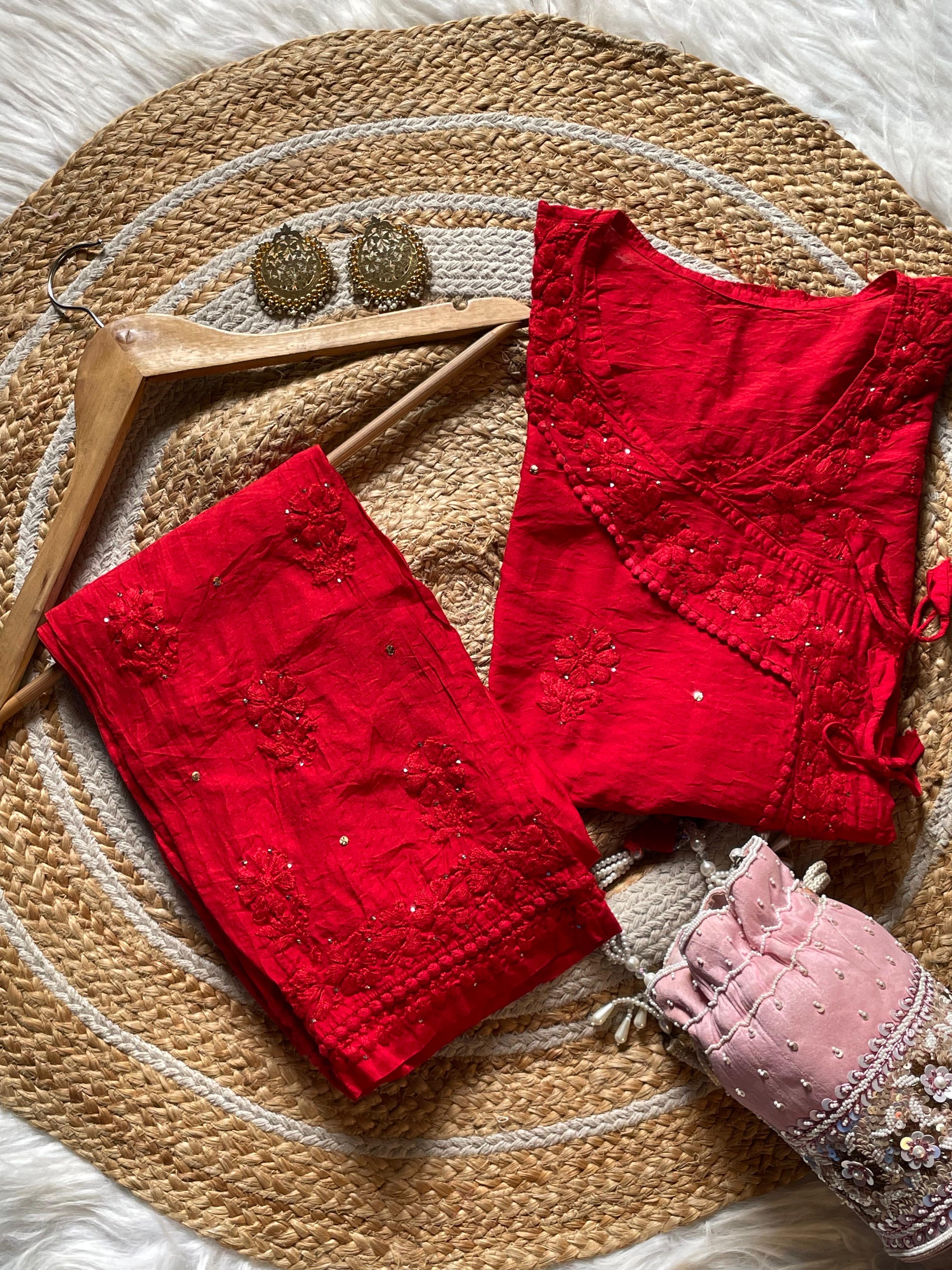 38 / red