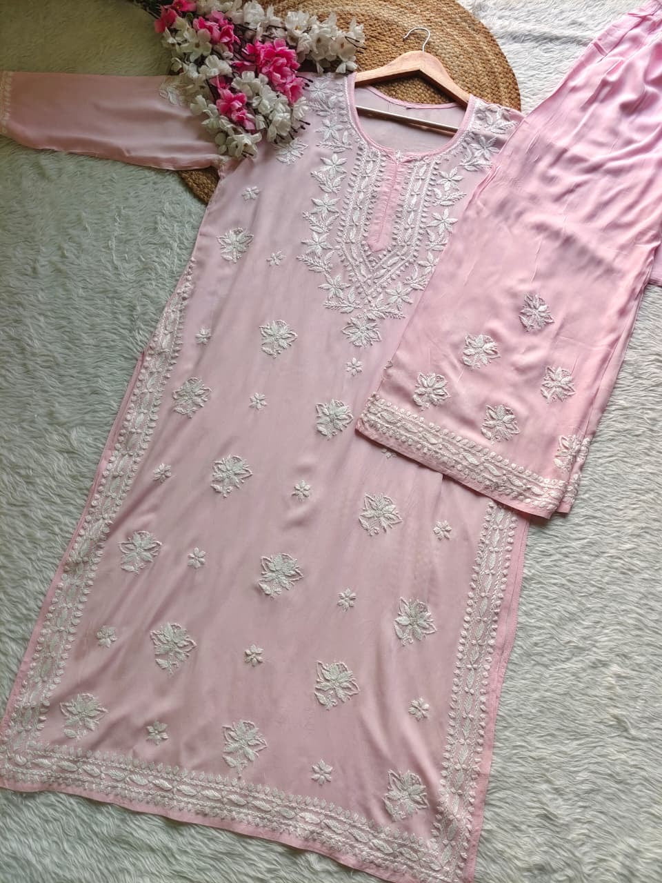 38 / baby pink