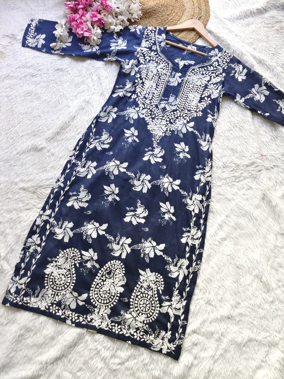 Suhana khan inspired Blue chikankari kurta