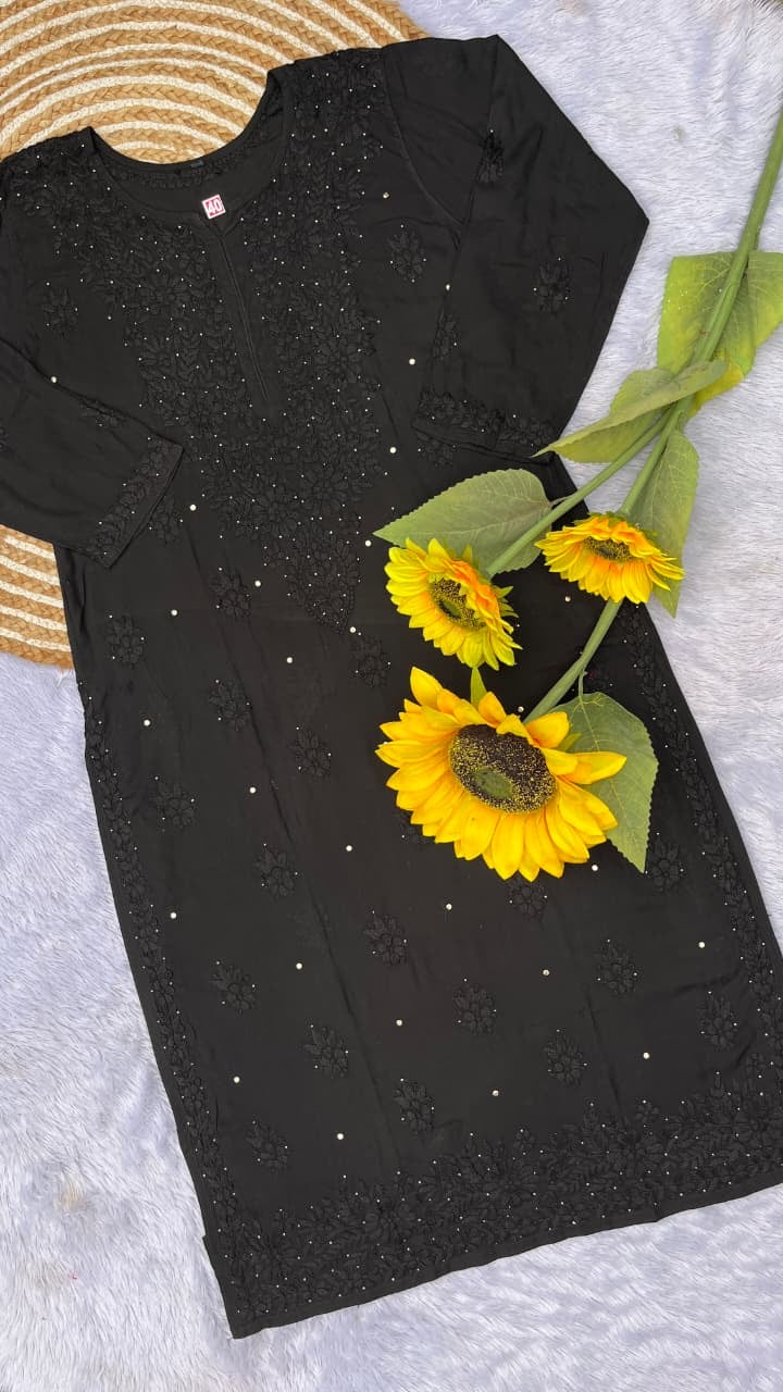 Modal Muqaish Versatile Kurta