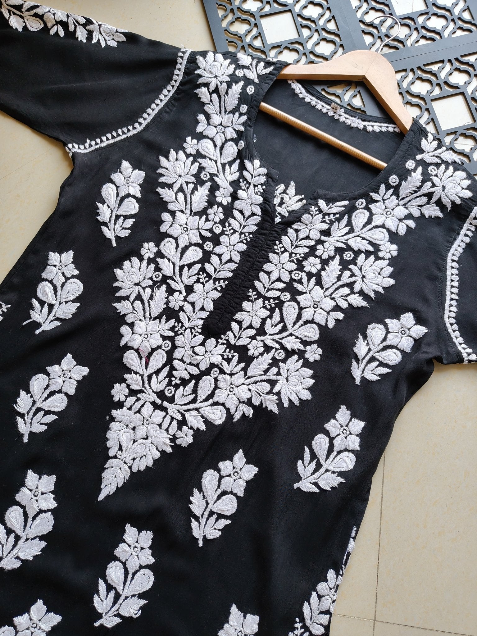 3D heavy Work Modal pure Cotton kurta - Chikankari official