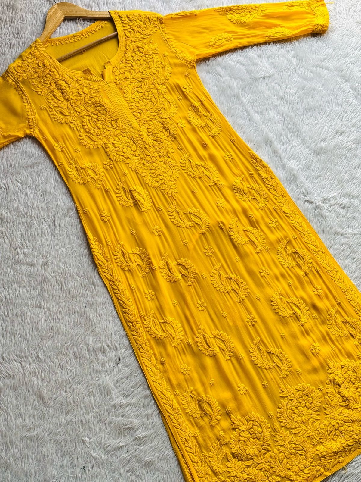 3d Luxe Viscose Flower Jaal Kurta - Chikankari official