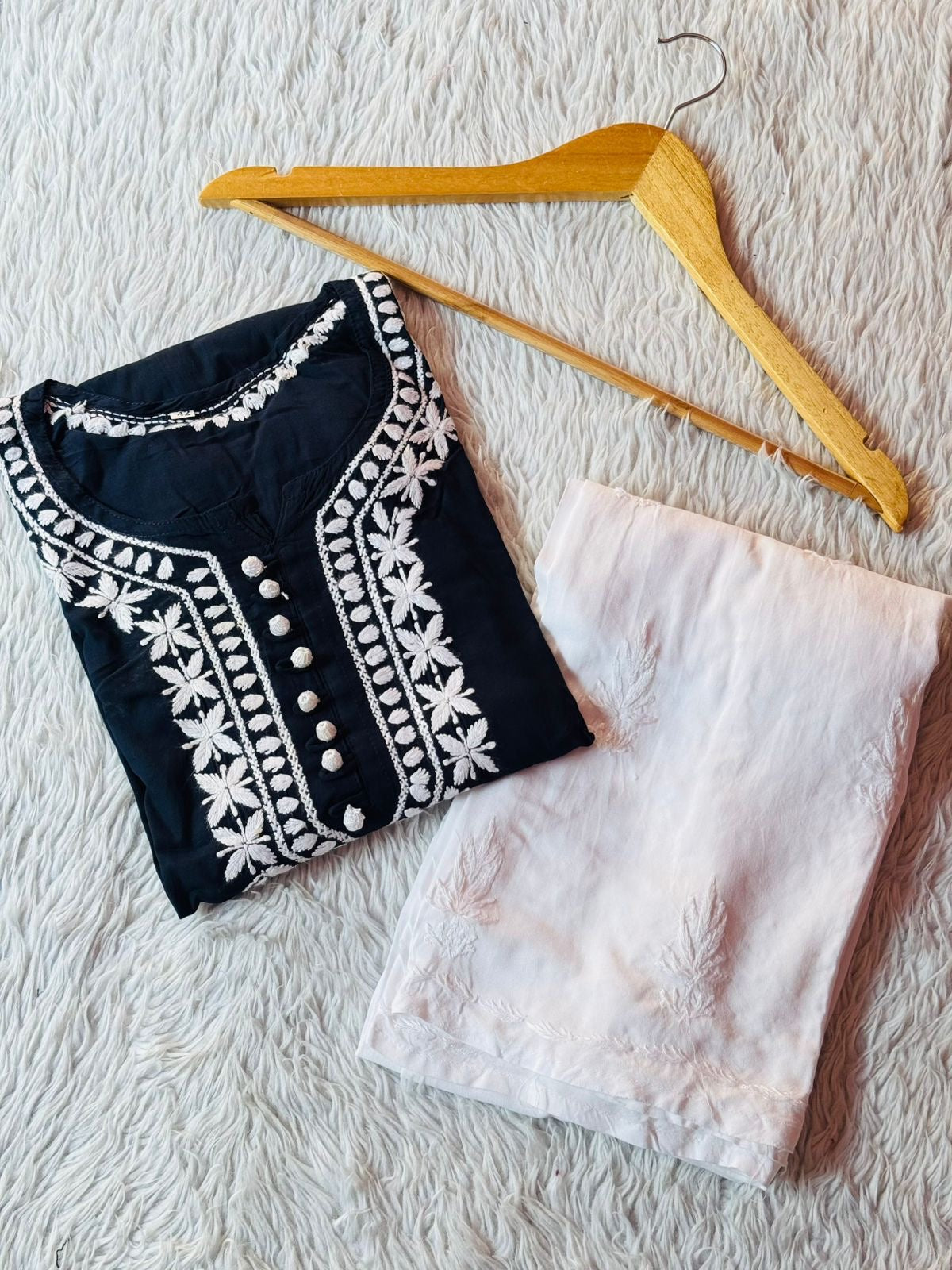 Rose Boota Modal Qureshiya button Kurta