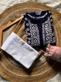 Light weight butter soft Rayon adjustable gown