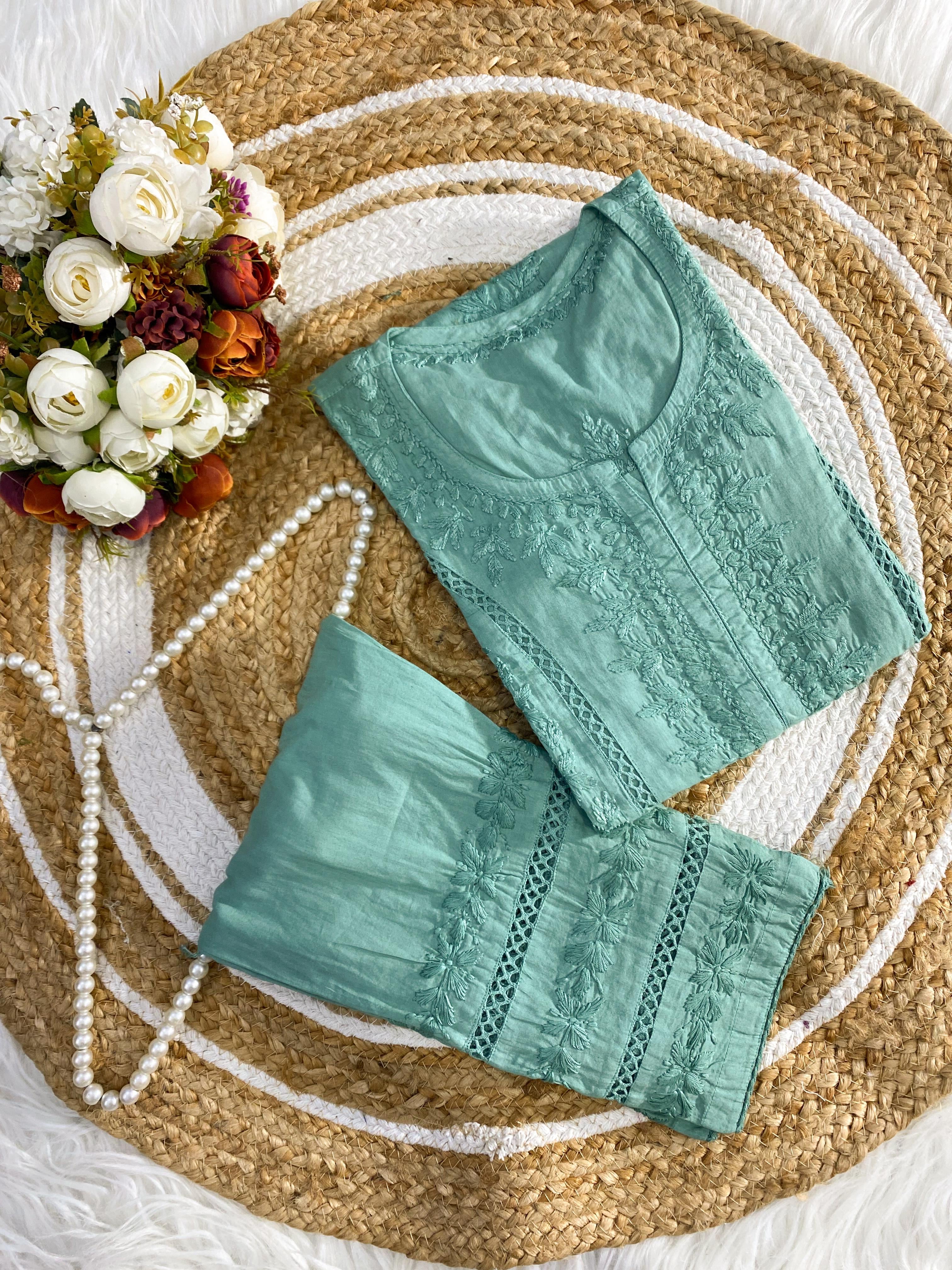 38 / sea green