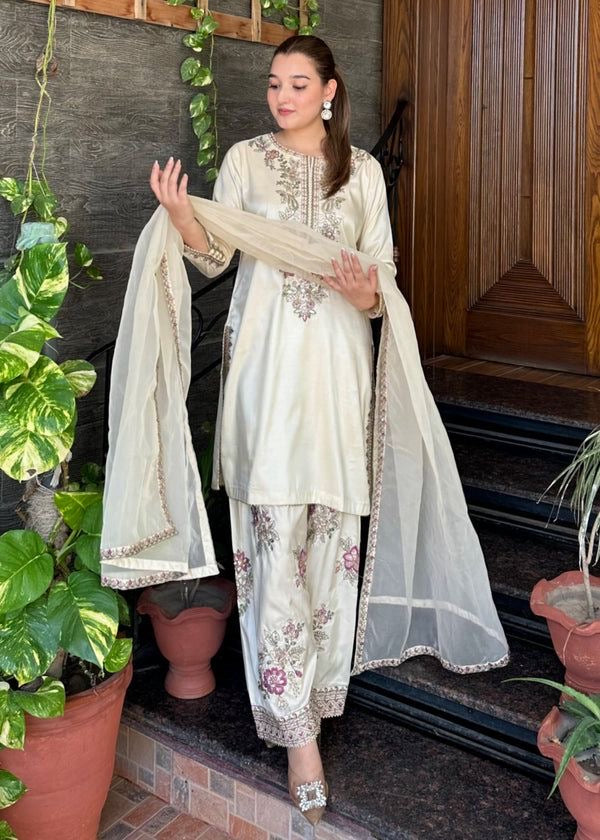 Pakistani 3pc White Bird Suit Set - Chikankari official