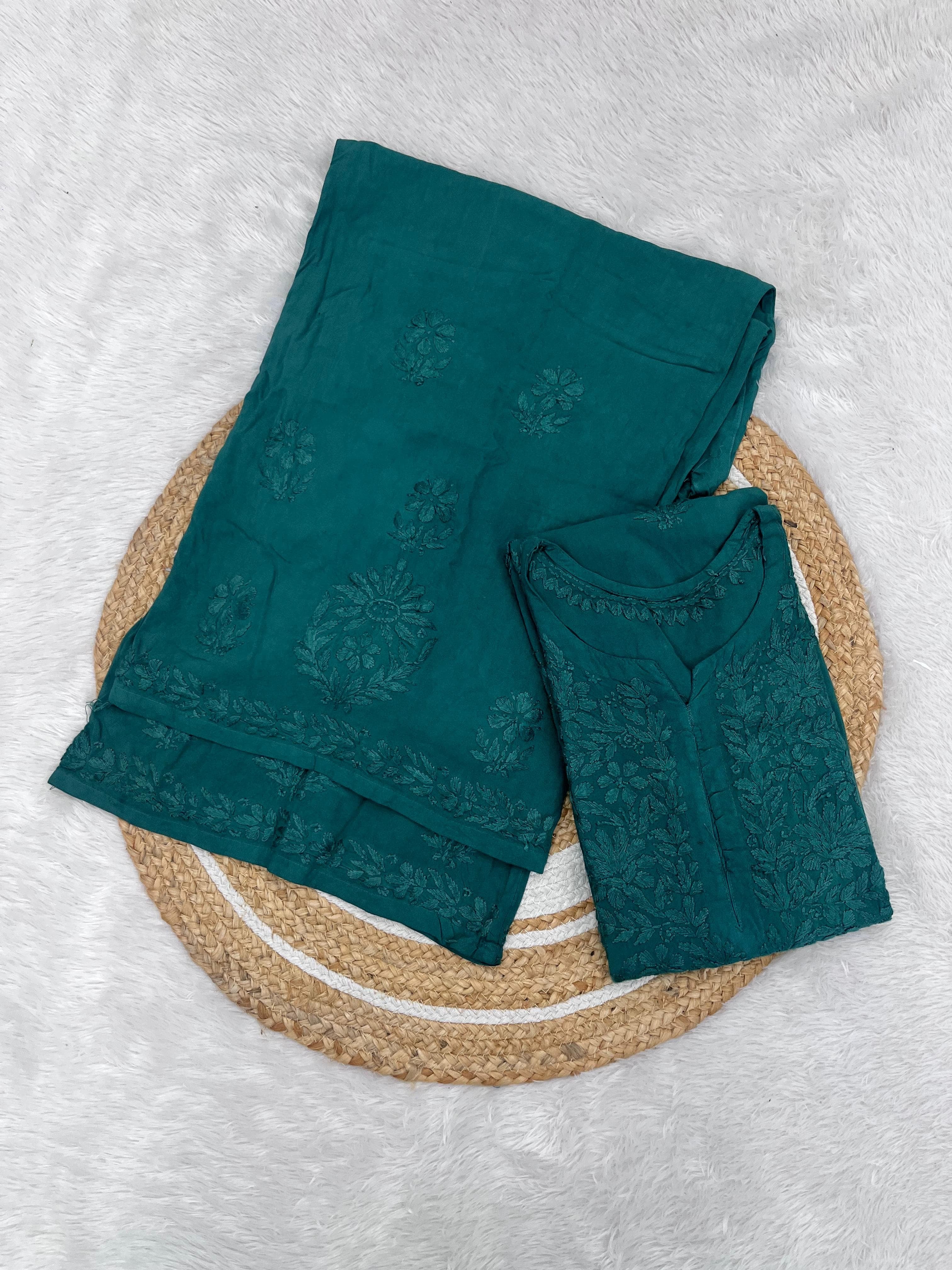 38 / sea green