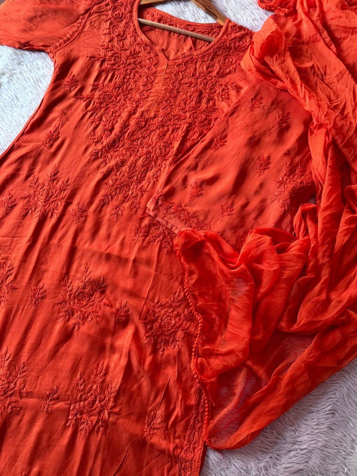 Zoya Maslin Rose 3pc Set tone embroidered