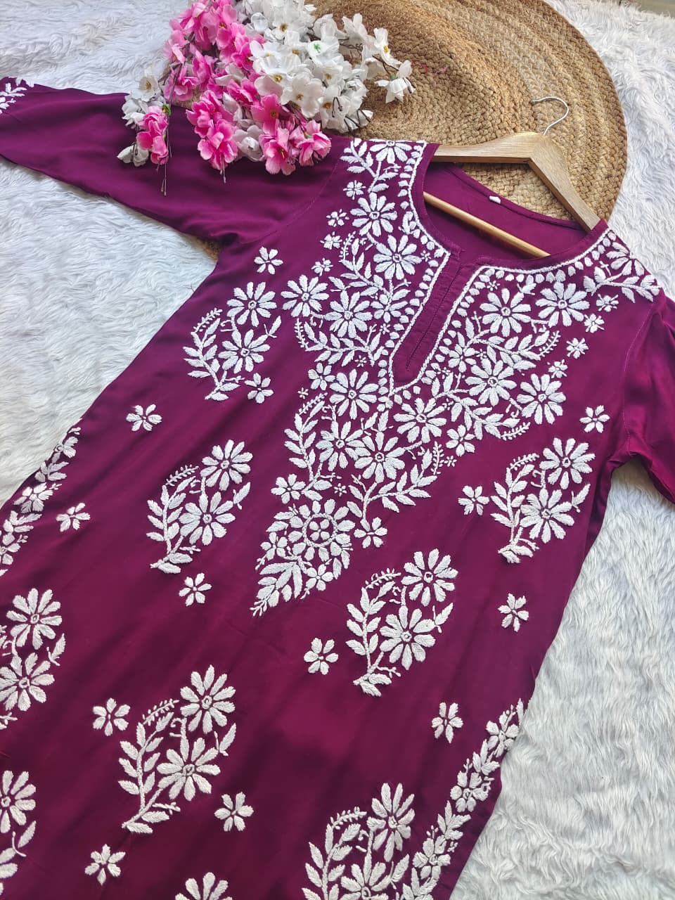 Modal Premium chikankari Big Buta Kurta