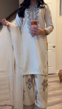 Pakistani 3pc White Bird Suit Set - Chikankari official