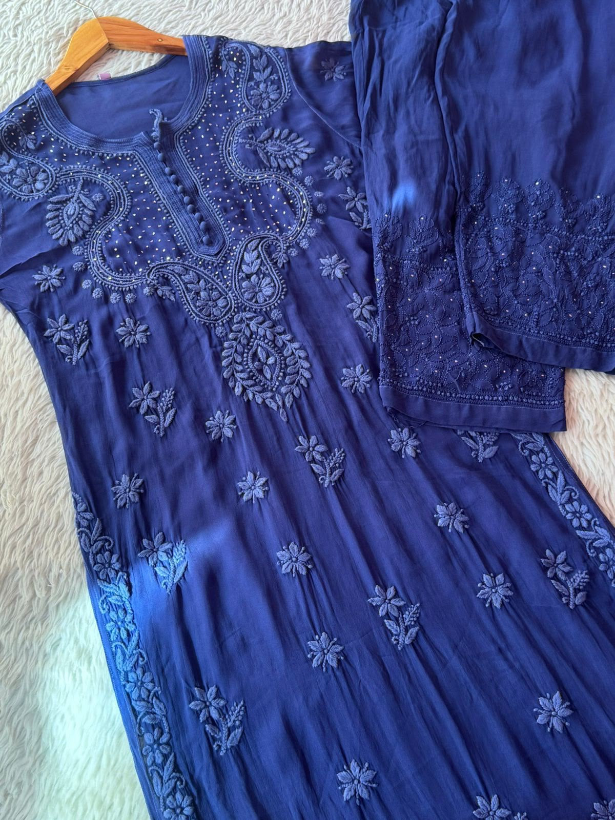 Muqaish Gala Jaal Viscose Kurti Set