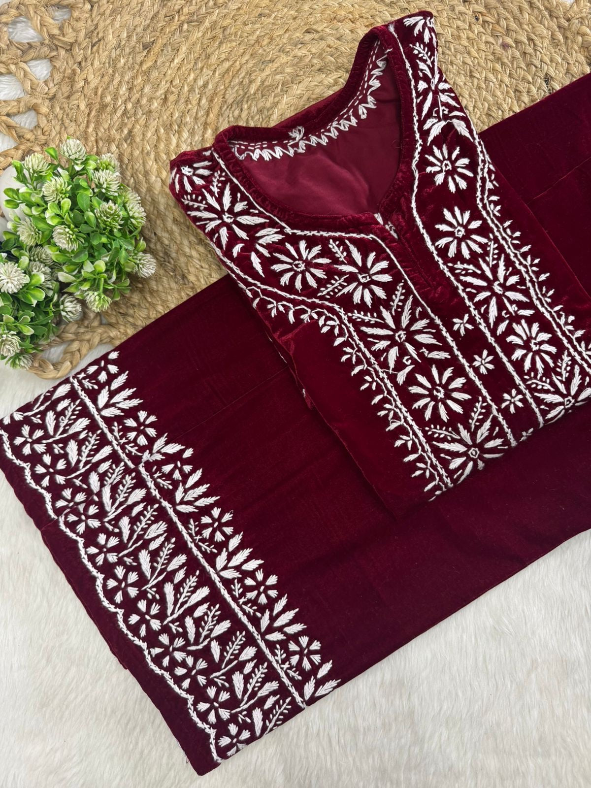 Velvet slevee length Beautiful work Set