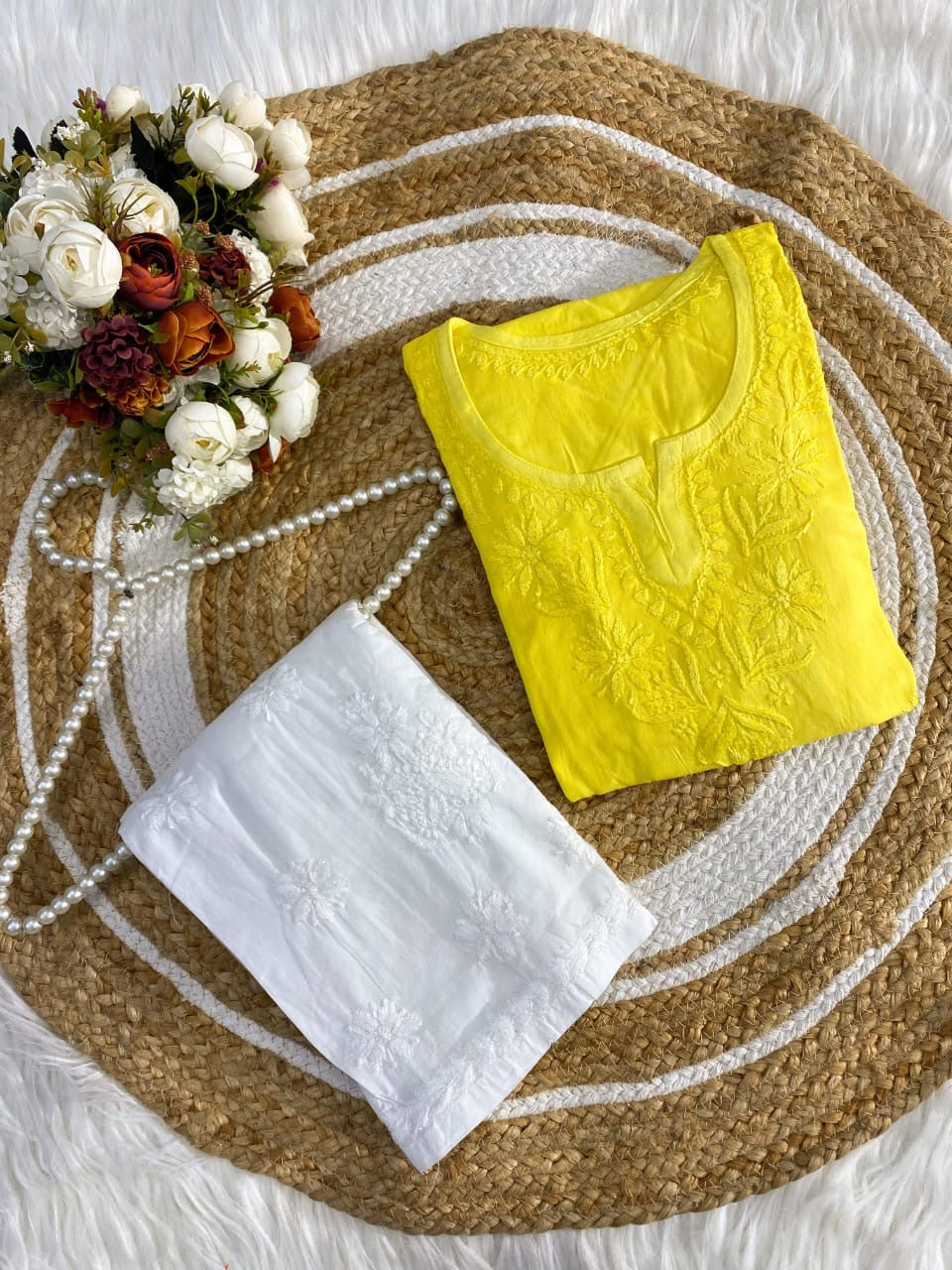 38 / yellow