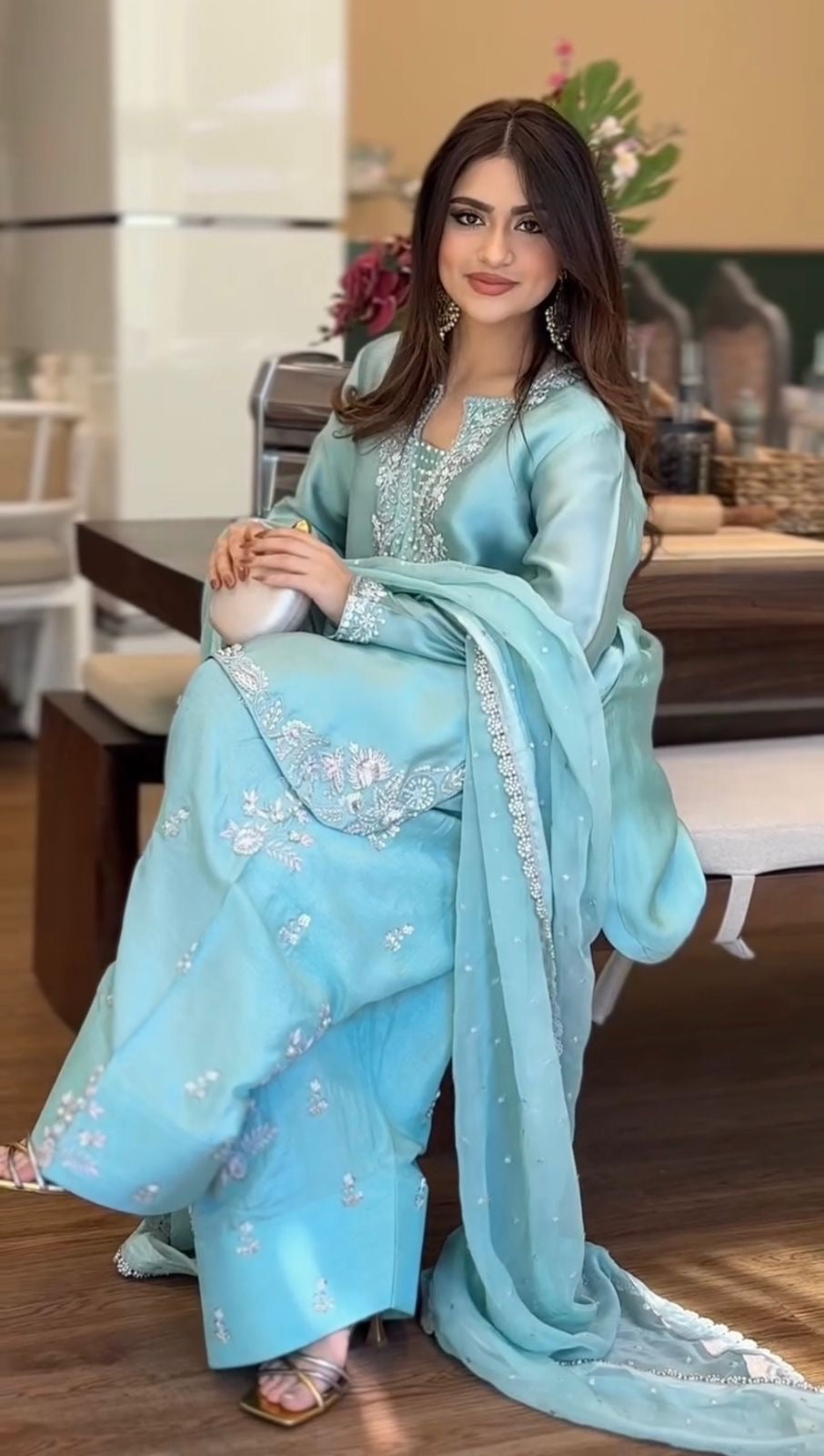 Pure Glass Sarin with Farshi Salwar & Dupatta Sky Blue Set - Chikankari official