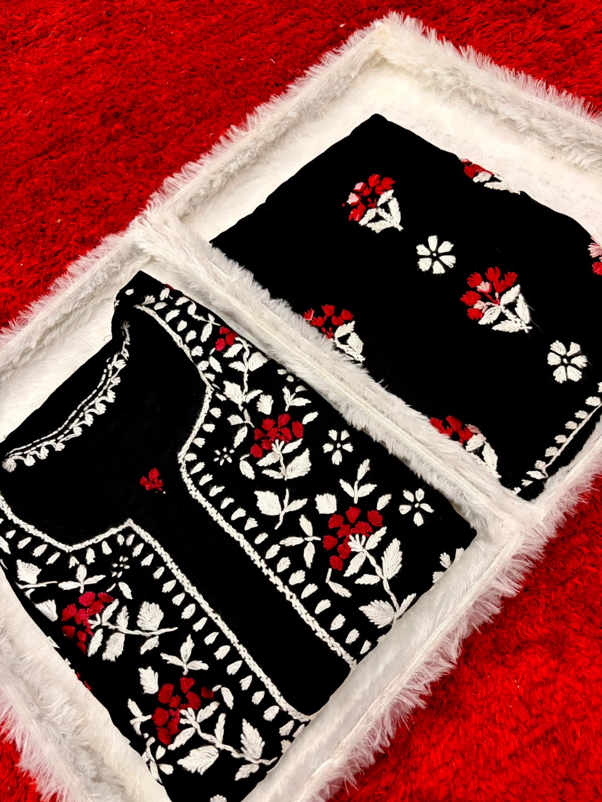 Phool Heavy 3d 2pc set flowered Chikankari