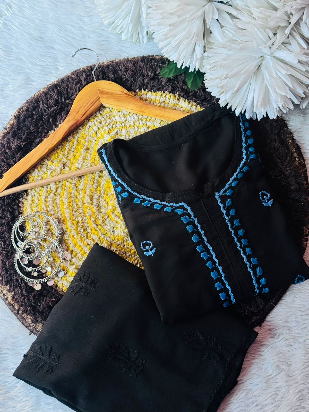 premium beautiful black side border moodal kurta