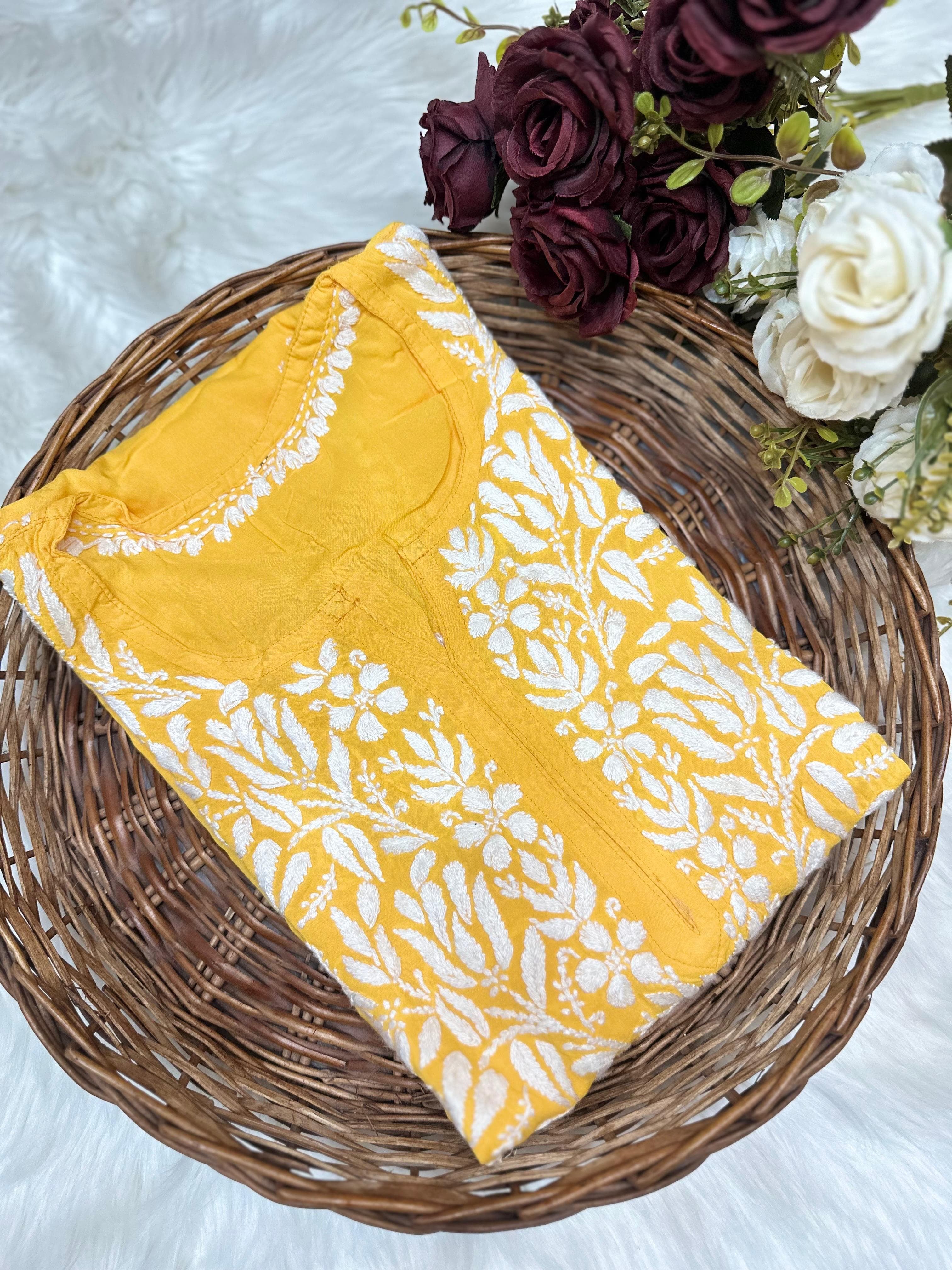 38 / yellow