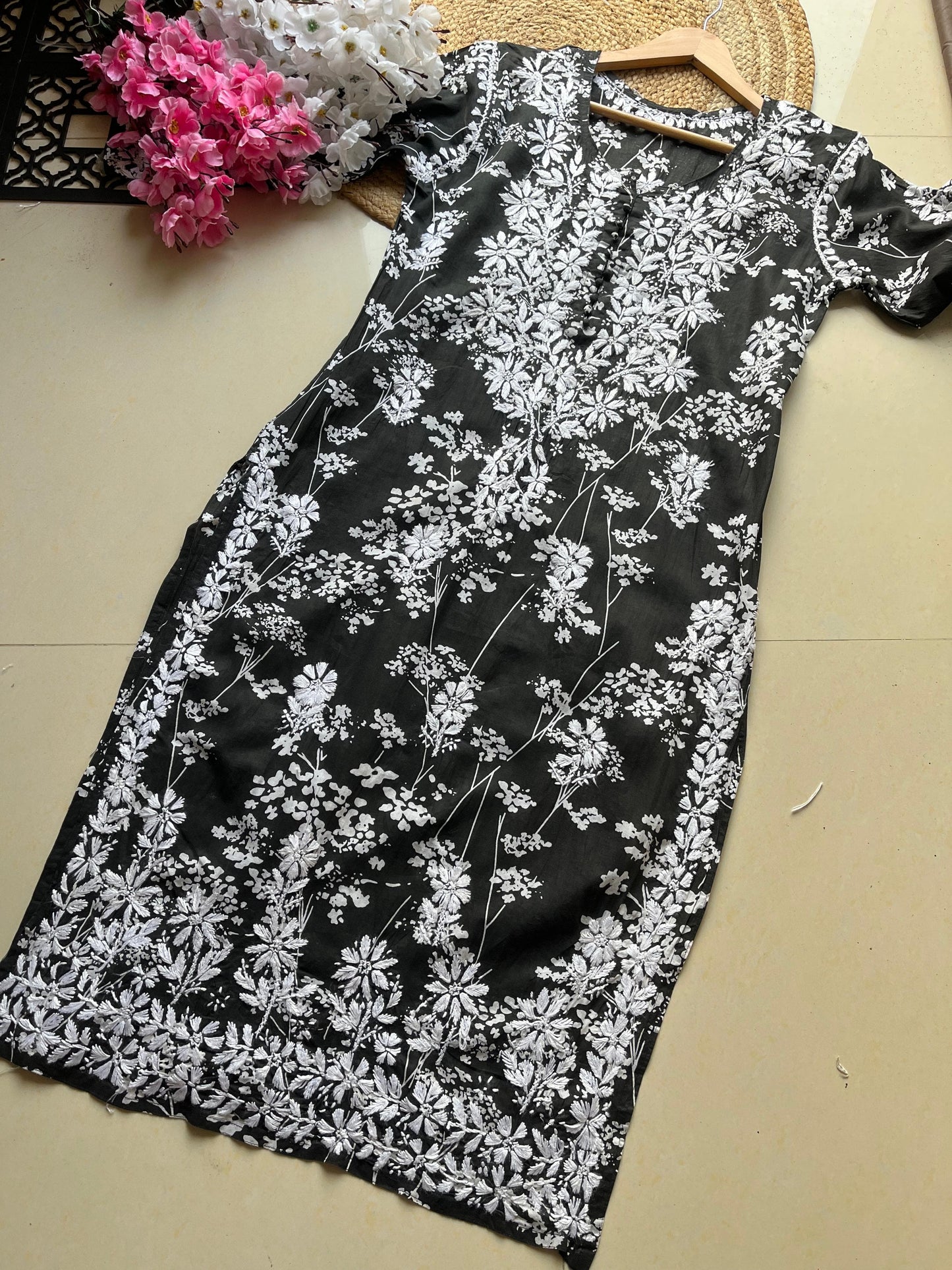 Leafy Print Latest Contras Mul Mul Chikan Kurta