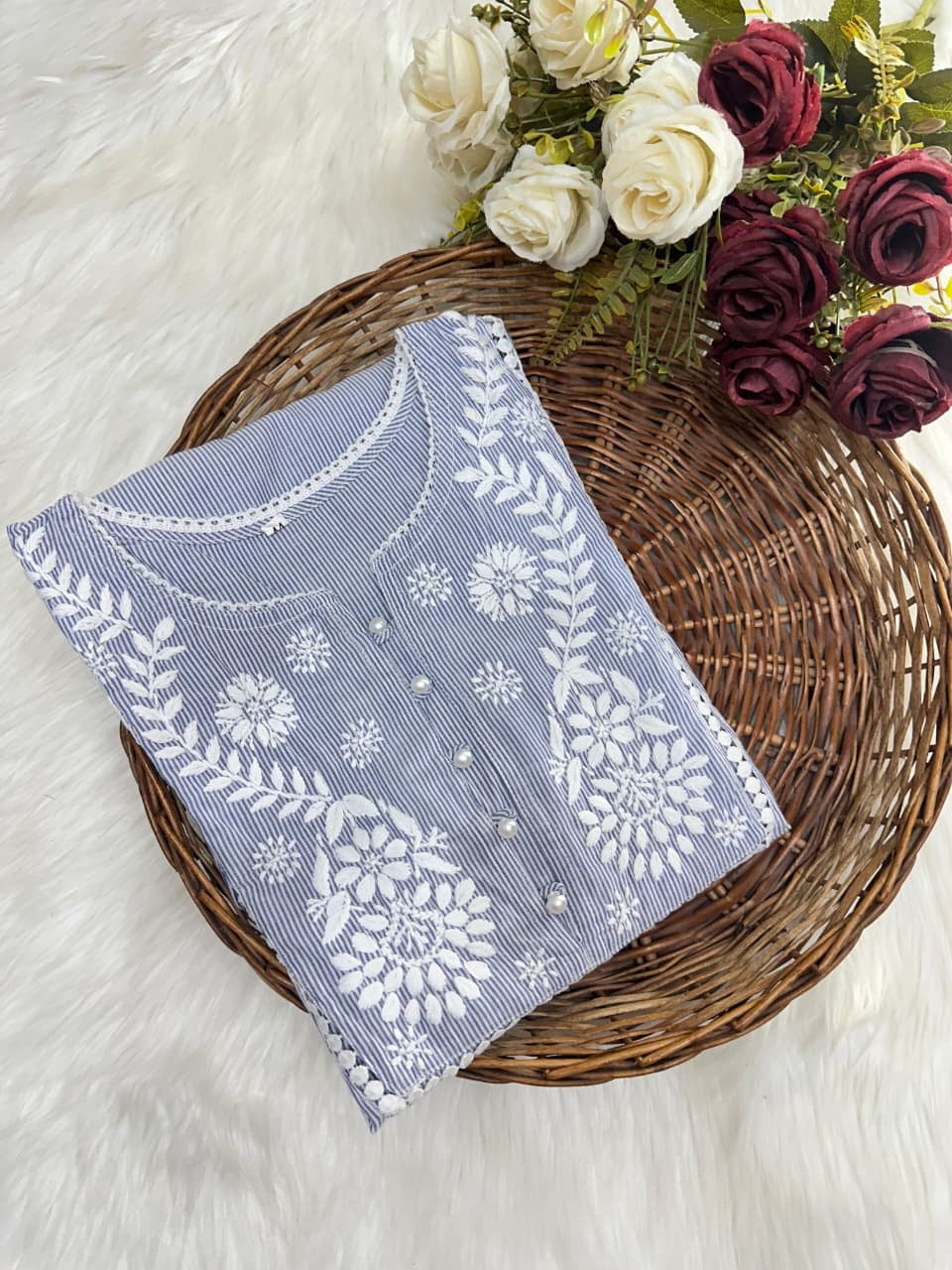 Printed cotton short top with lace work