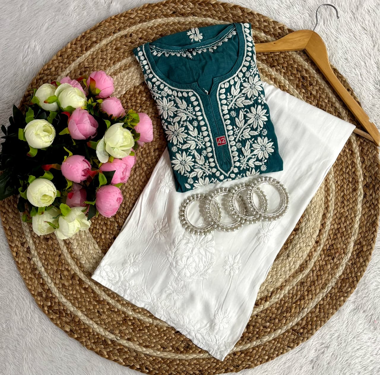 Ghasspatti thread work muslin short Top