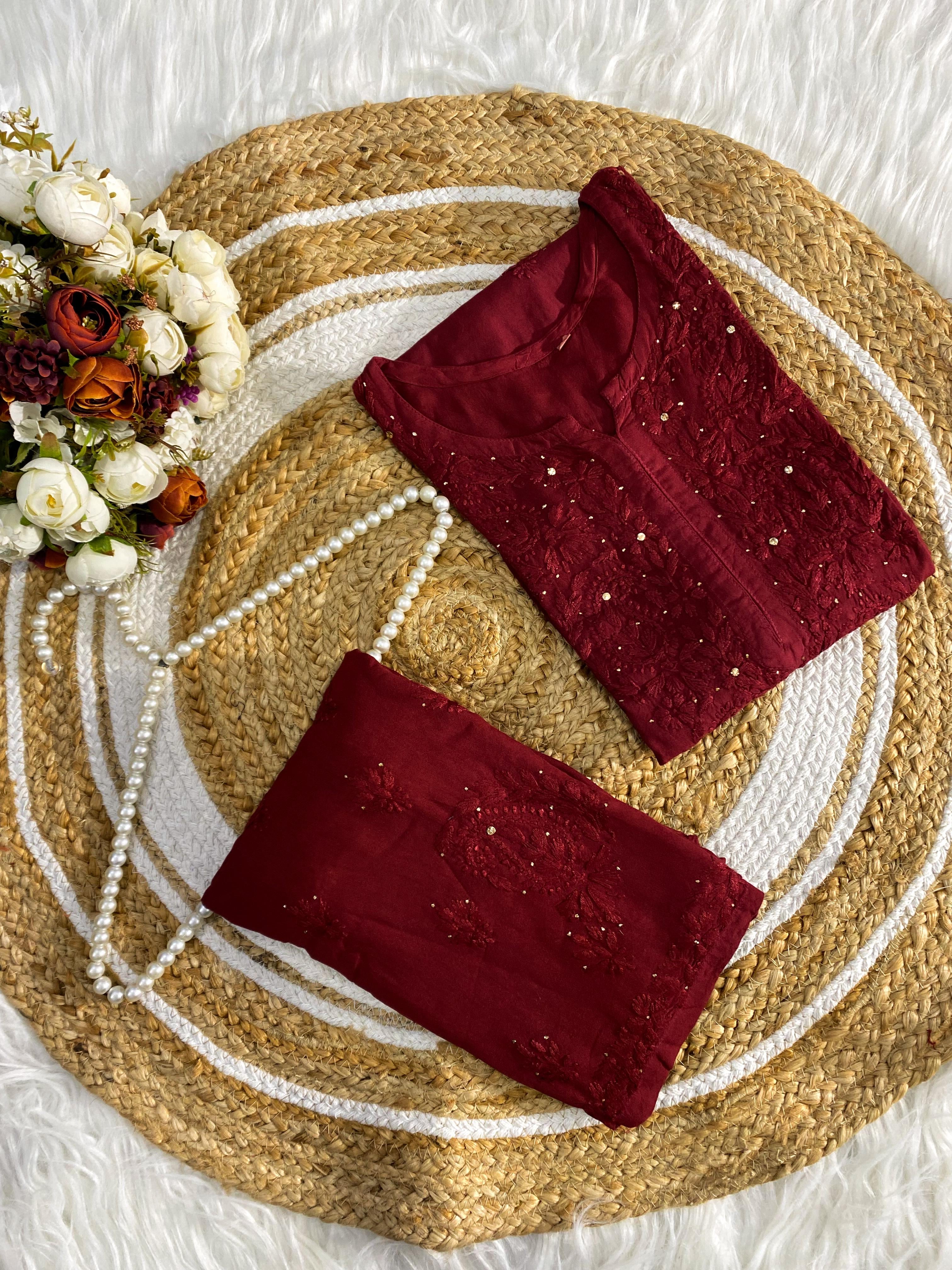 38 / maroon