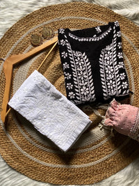 Light weight butter soft Rayon adjustable gown