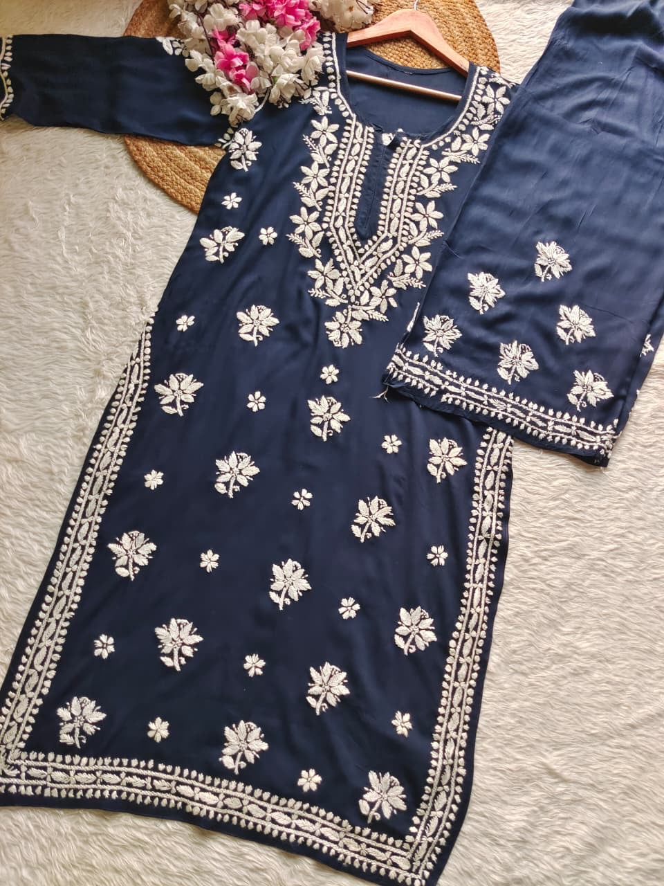 38 / navy blue